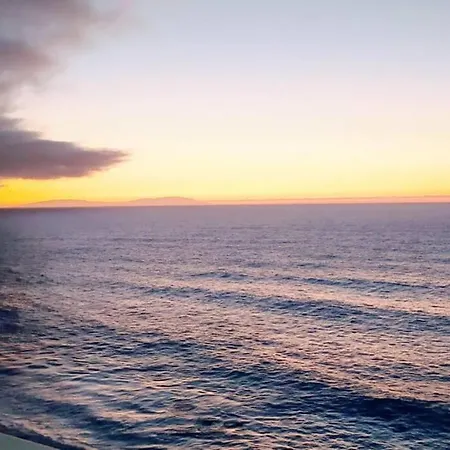 Espectacular Piso Con Vistas Al Mar Y Al Atardecer アパート プエルト・デ・ラ・クルス